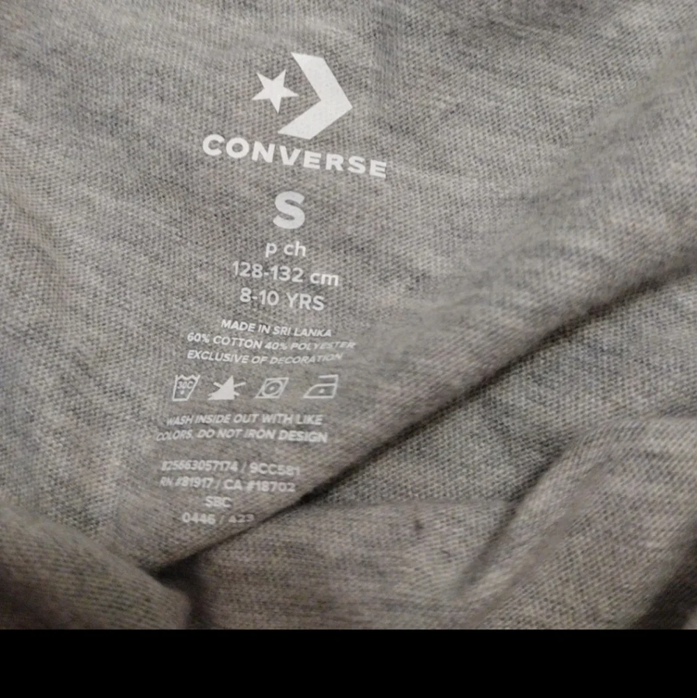 Converse Chuck Taylor All Star Gray Kids Small (8-10 Yrs) Tee 🆕